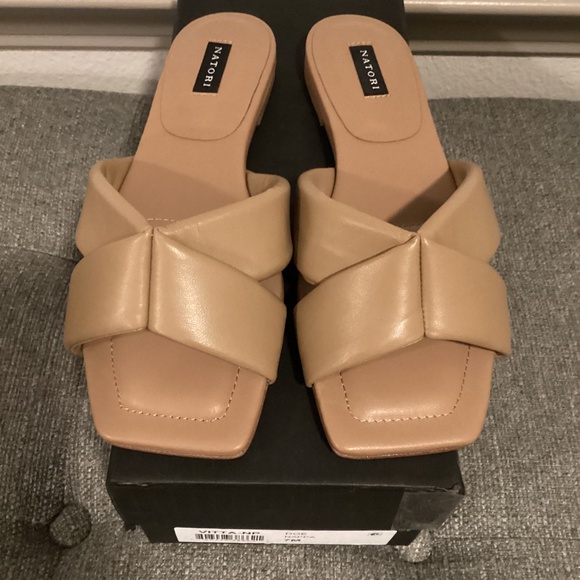 Natori Vitta Slide Sandal (Women) 7M - Picture 6 of 14